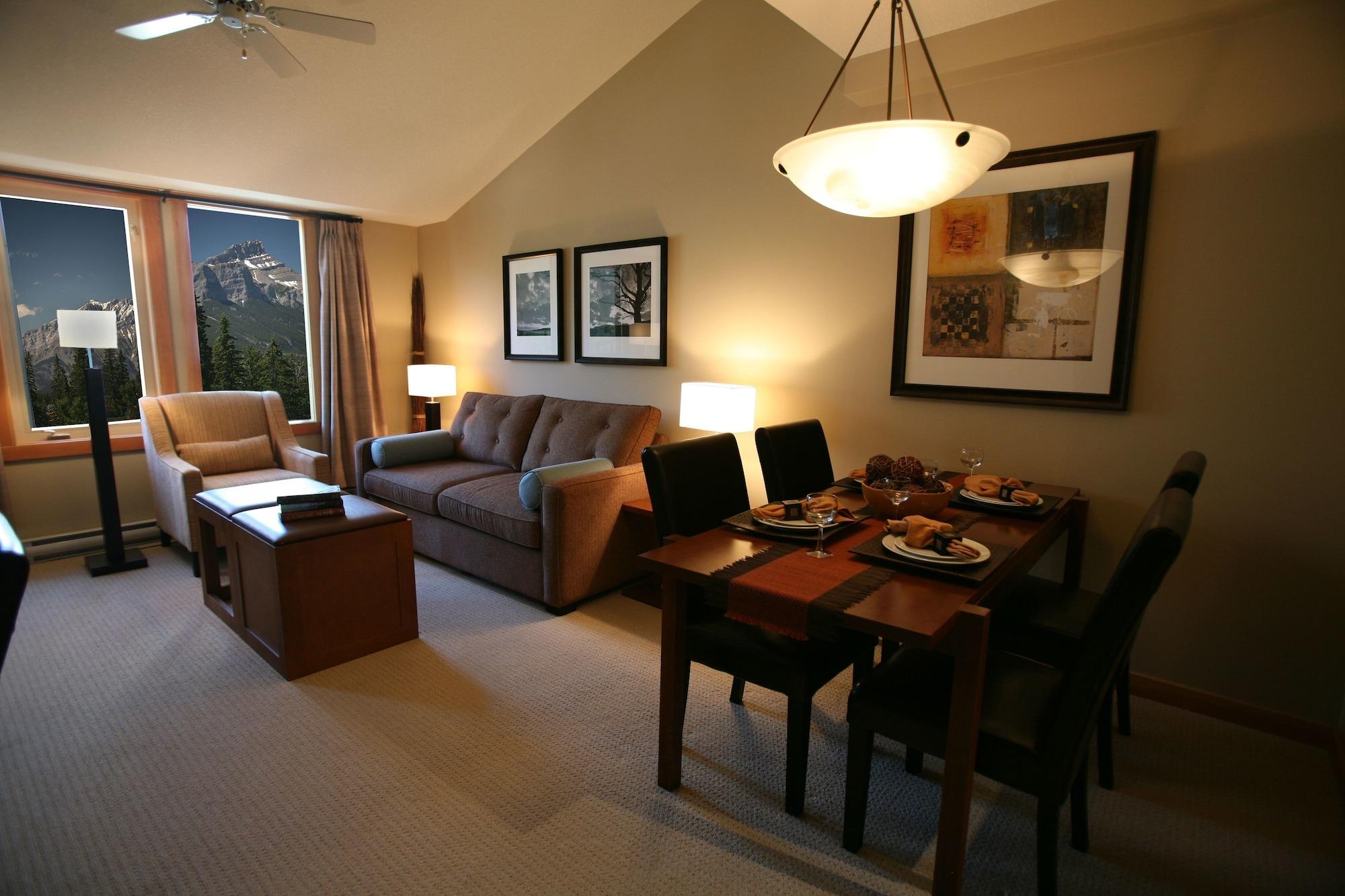Lodges At Canmore Room photo
